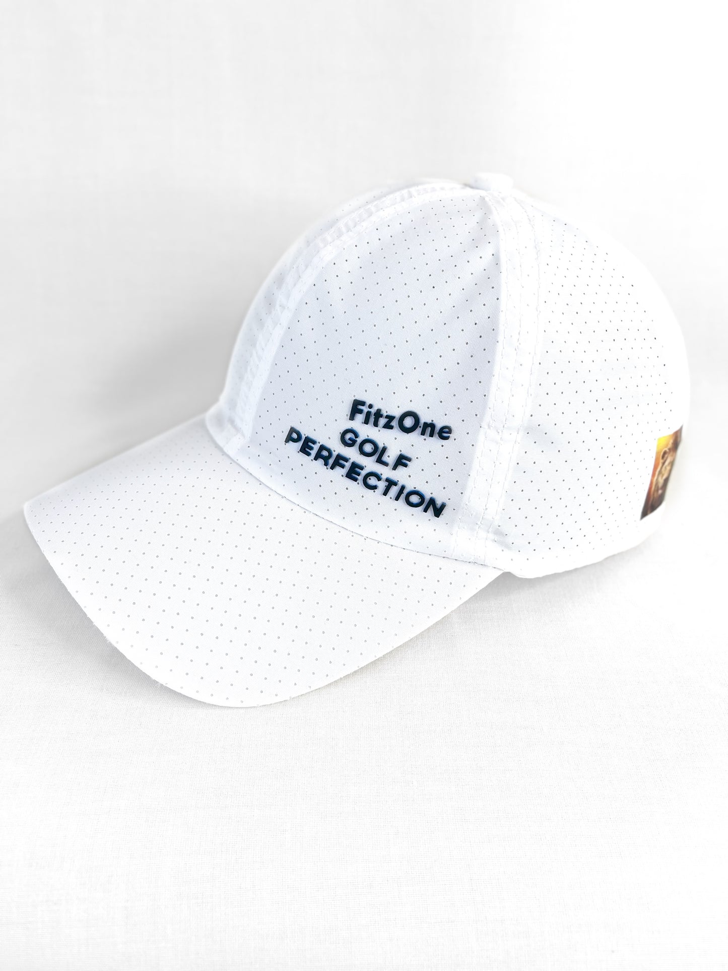 FitzOne Simple Sports Mesh Hat (White)